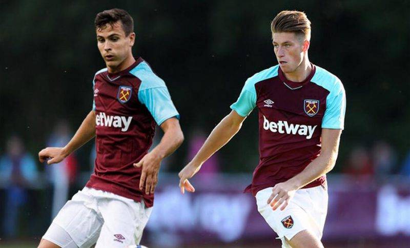 横滨水手v, 马尔西尼奥 横滨水手v, 马尔西尼奥