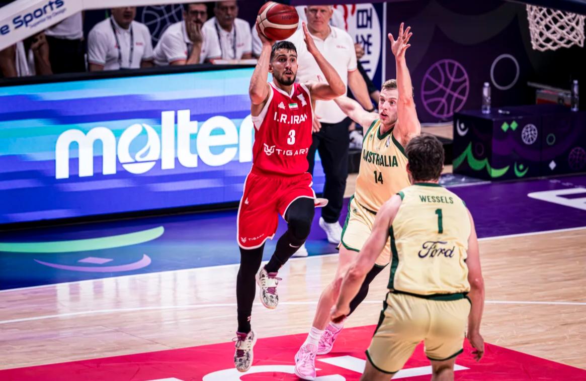 半场结束时, 组赛全胜头 半场结束时, 组赛全胜头