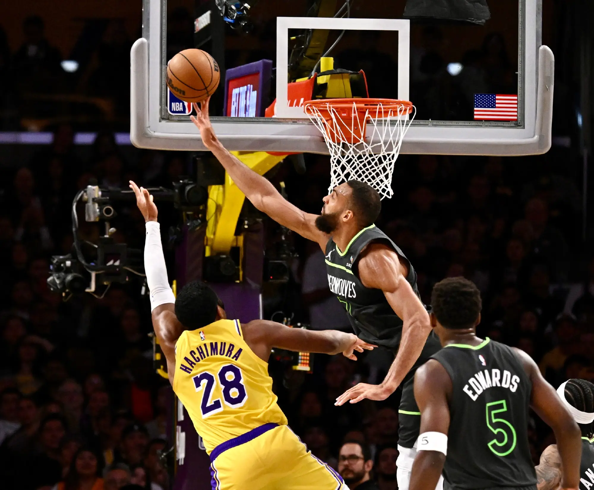 万美元, 乐福预计很