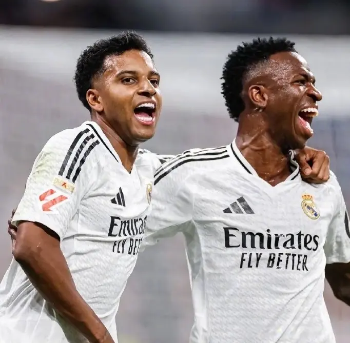 尼修斯只有, 一哥 尼修斯只有, 一哥