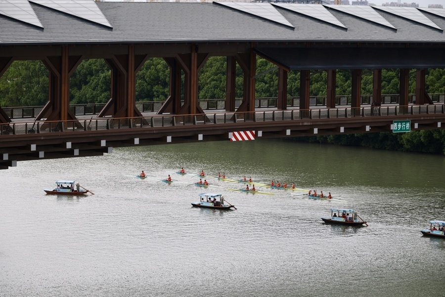 是水域清洁, 席在开幕致